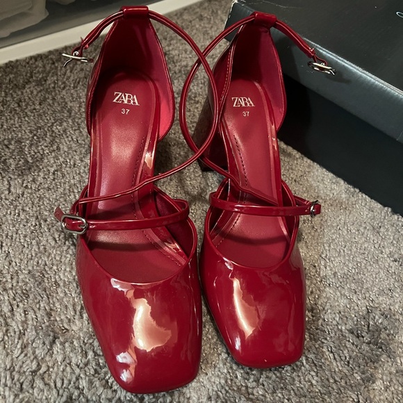 Zara red block high heel Mary Janes - Picture 3 of 7